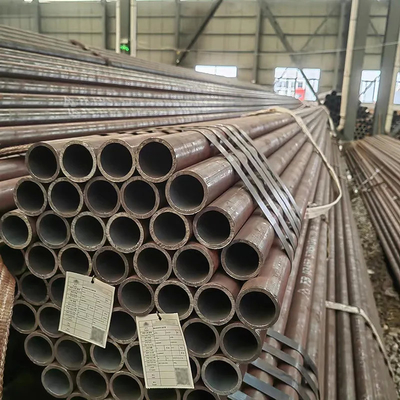 Geavanceerde legering, uitzonderlijke hardheid ASTM A333 laagtemperatuurstaalpijp NPS 8 × Sch 40