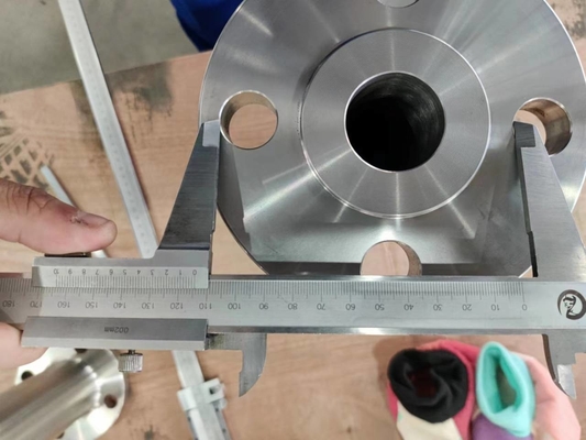 Flanken van staal van nikkellegering ASME / ANSI B16.47 L304 RF LWN Flanken