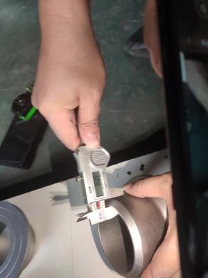 Hoge biologische compatibiliteit Titanium legering DIN 17850 naadloze buis van titanium legering voor medische instrumenten