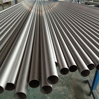 Titanium Gr7 naadloos ASTM B338 standaard buis van titaniumlegering voor verschillende toepassingen