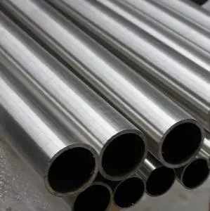 Metalen China Fabriek Zwarte naadloze koolstofstaal buizen Lage MOQ Olie en gas Naadloze staal buizen Vierkante buis