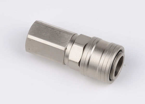 Koppeling, Diameter: 3/4“, Norm van ontwerp: ASME B16.11, Einden: Sw-F, die schatten: 3000#, Materiaal: Smeden-ASTM A105