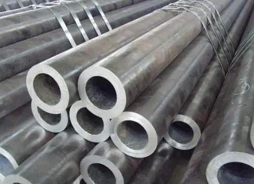 20 Dunwandige naadloze stalen buis 8163 Fluid Pipe Carbon Steel Warmgewalste naadloze buis