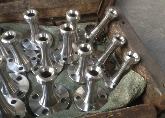 ISO-gecertificeerde vierkante gelegeerde stalen flenzen in meerdere afmetingen ter ondersteuning van verschillende engineering- en bouwprojecten
