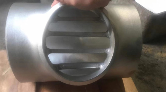 HET SUPER DUPLEXpijp VERSPERDE T-STUK VAN ASTM B16.9 A403 WP304H STD S2205 S31803