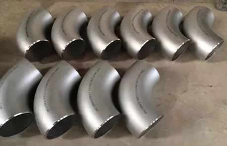 90° elleboog Lange Straal, Diameter: 6“, Sch: S-XS, ASME B16.9, Einden: BW, ASTM a234-SMLS Gr. WPB.